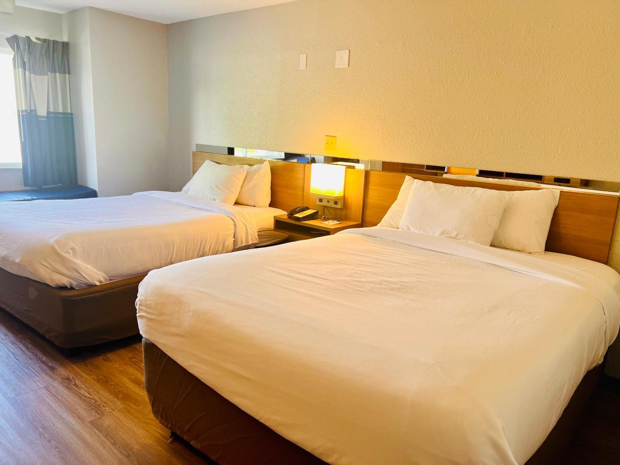 Hotel Microtel By Wyndham