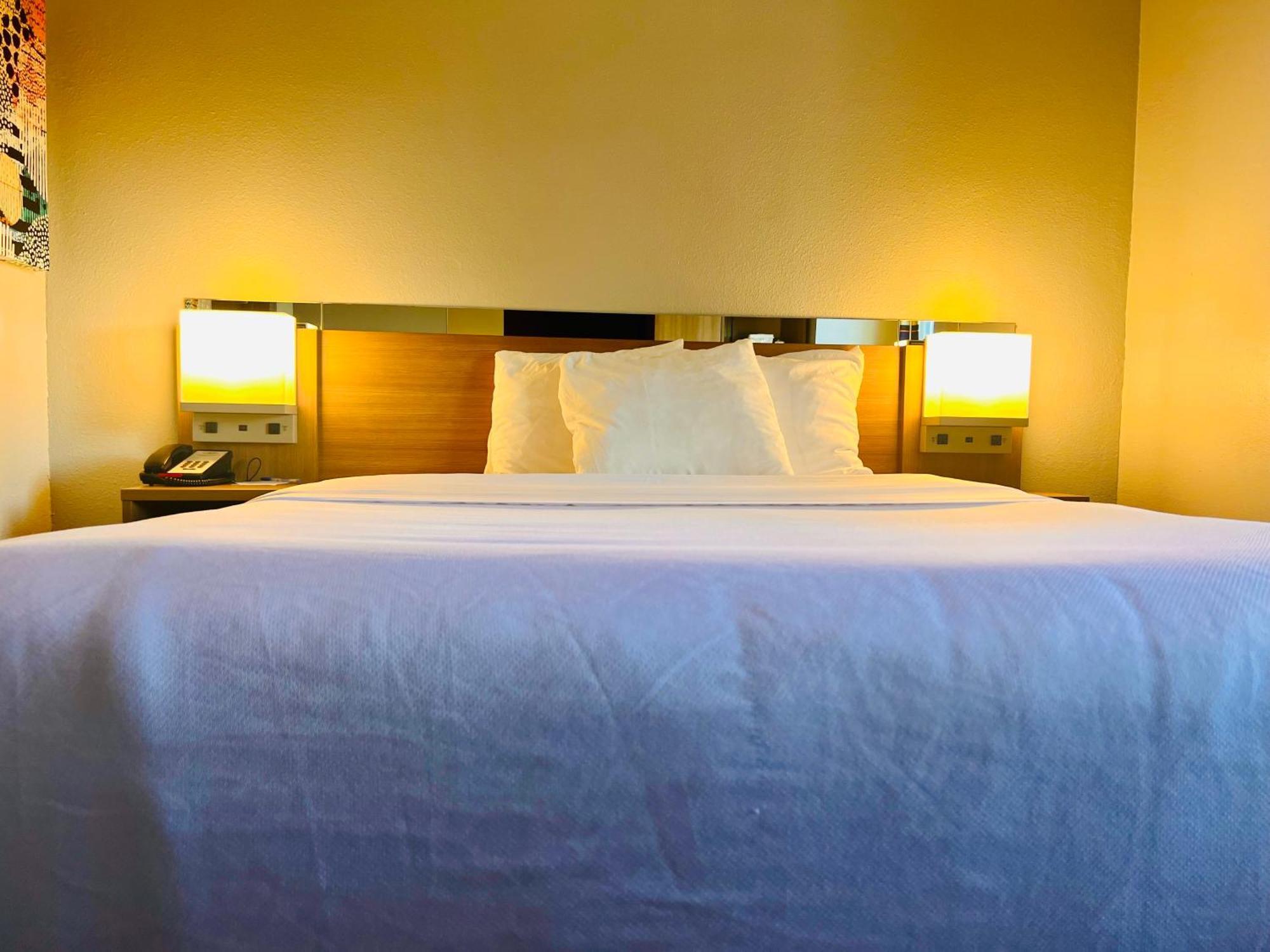 Microtel By Wyndham Hotel Lexington