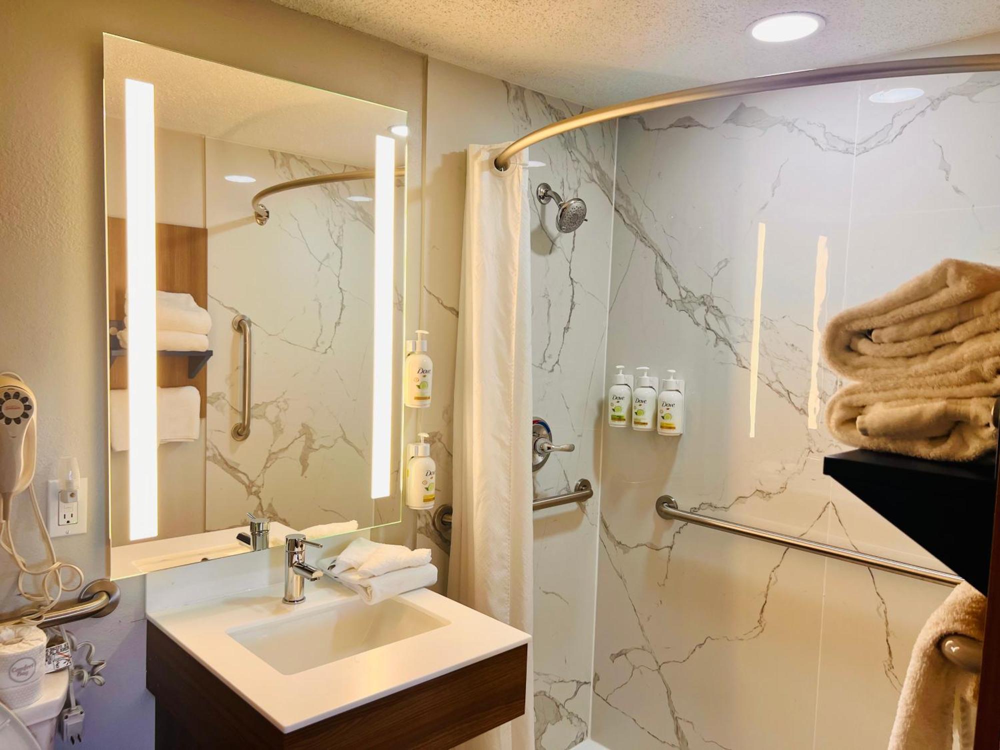 Hotel Microtel By Wyndham