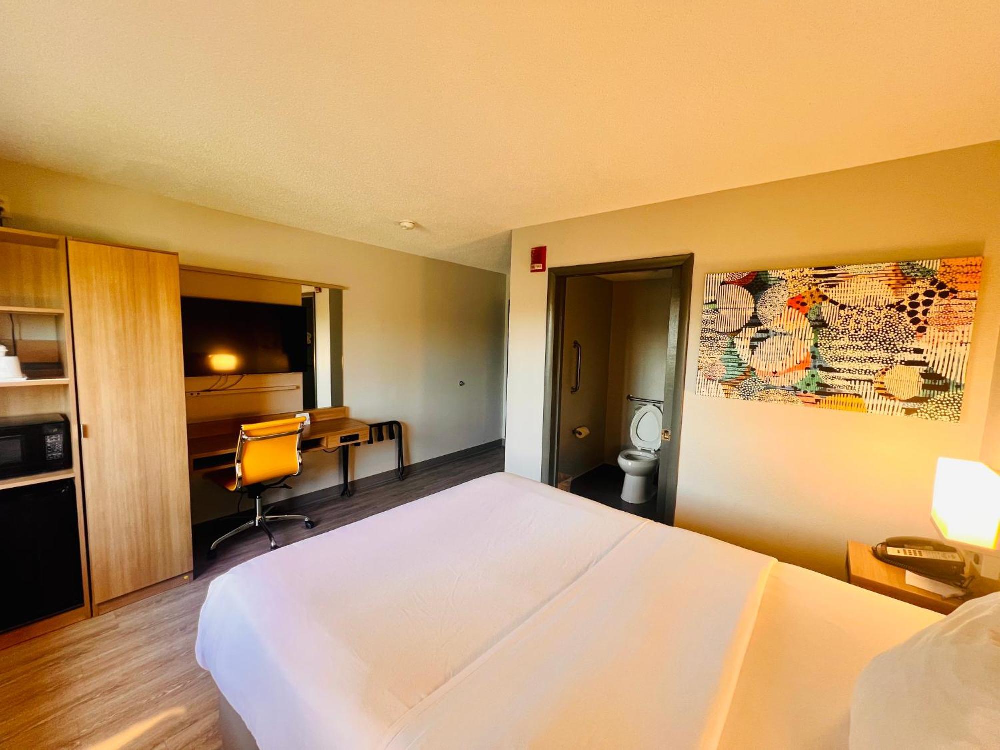 Microtel By Wyndham