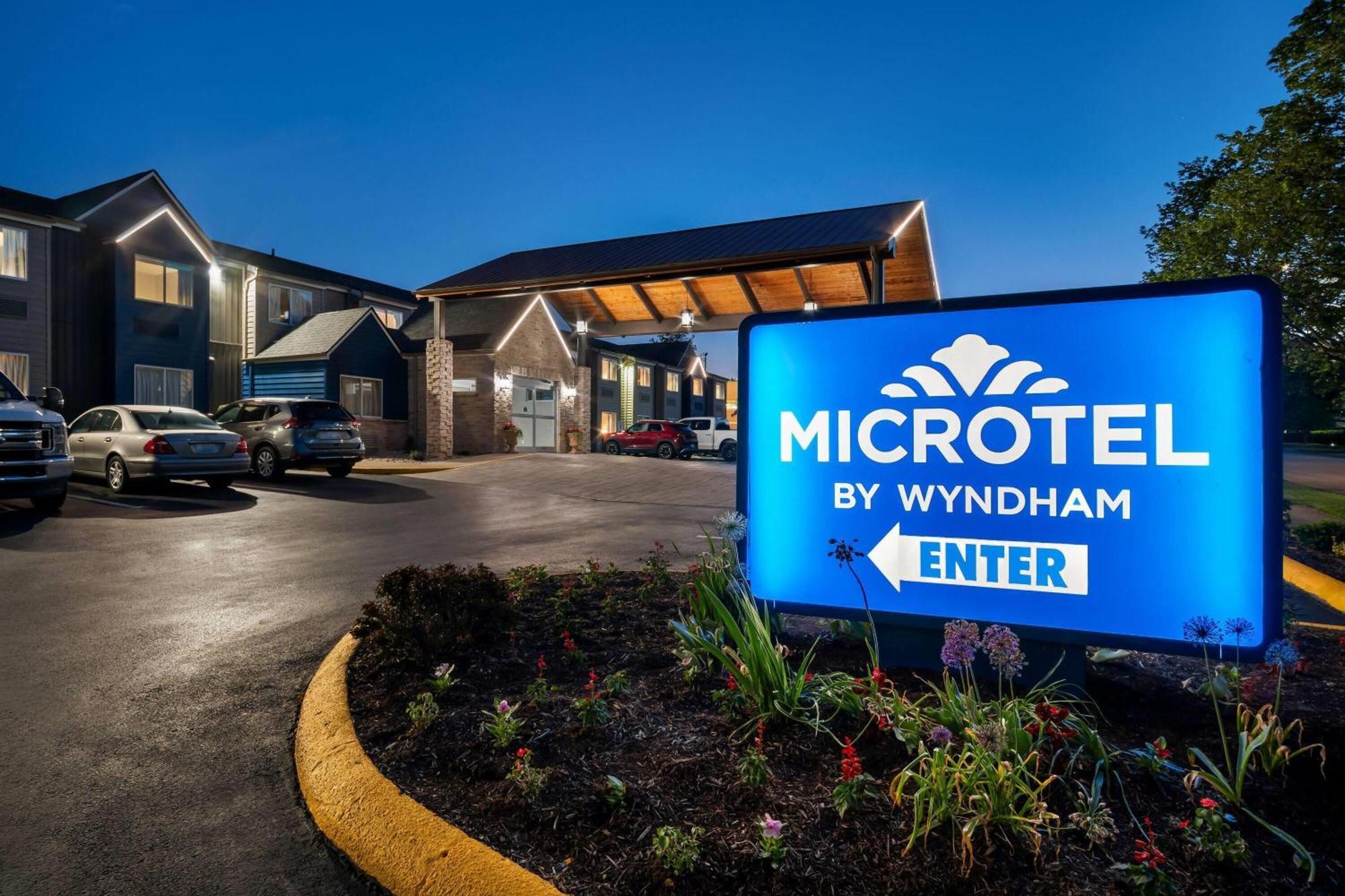 Microtel By Wyndham Lexington