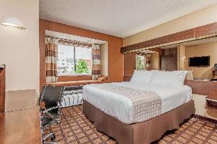 Microtel By Wyndham Hotel 3*