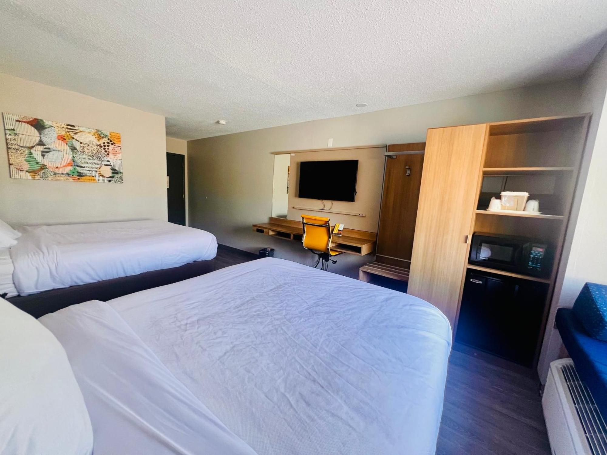 Microtel By Wyndham Hotel