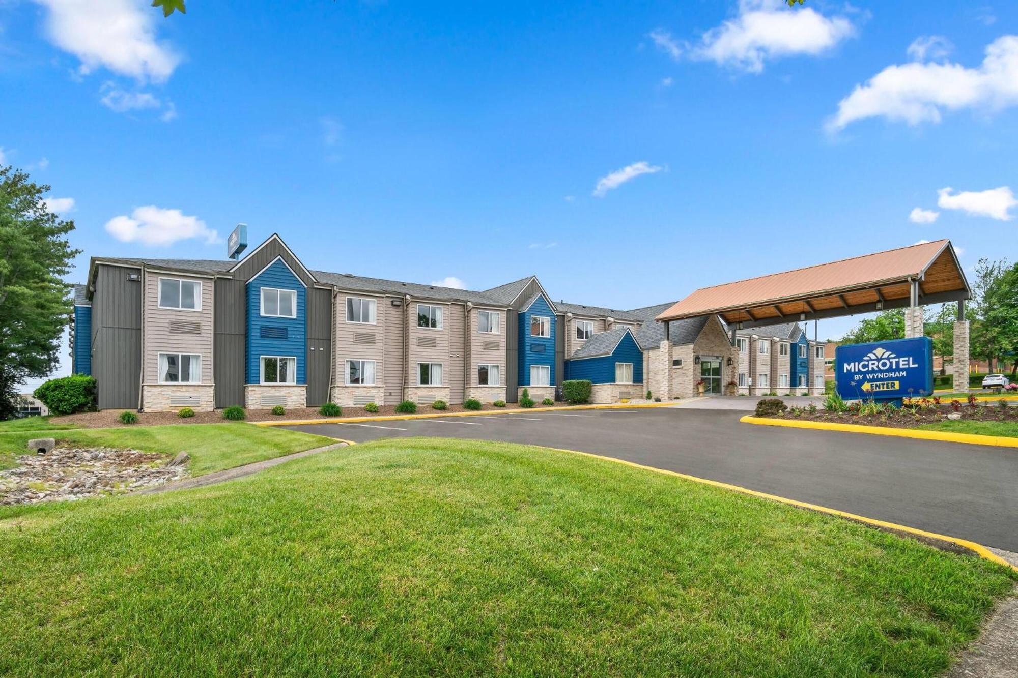 Hotel Microtel By Wyndham